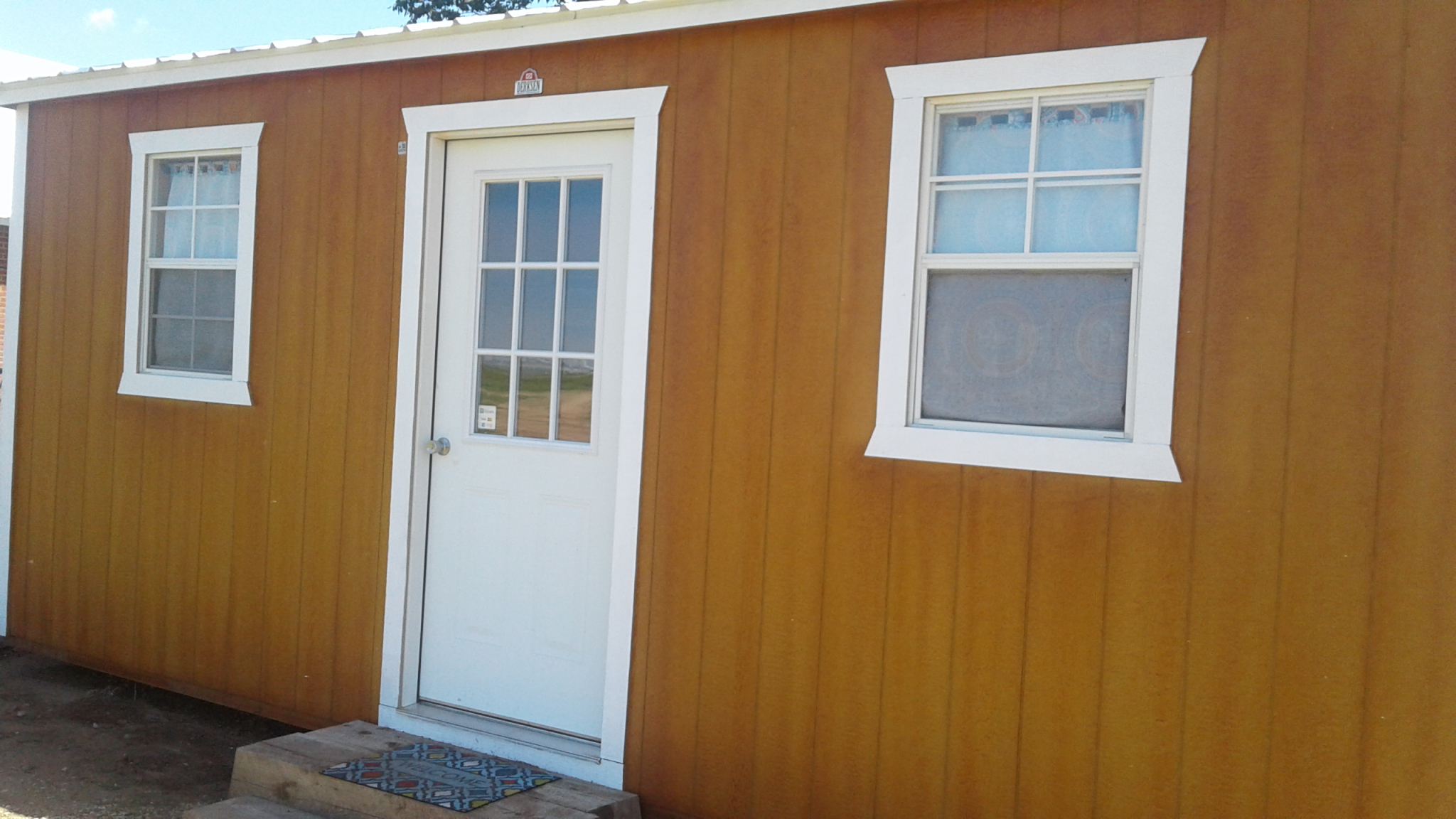 Logo for Ms. Andrea's Fashions